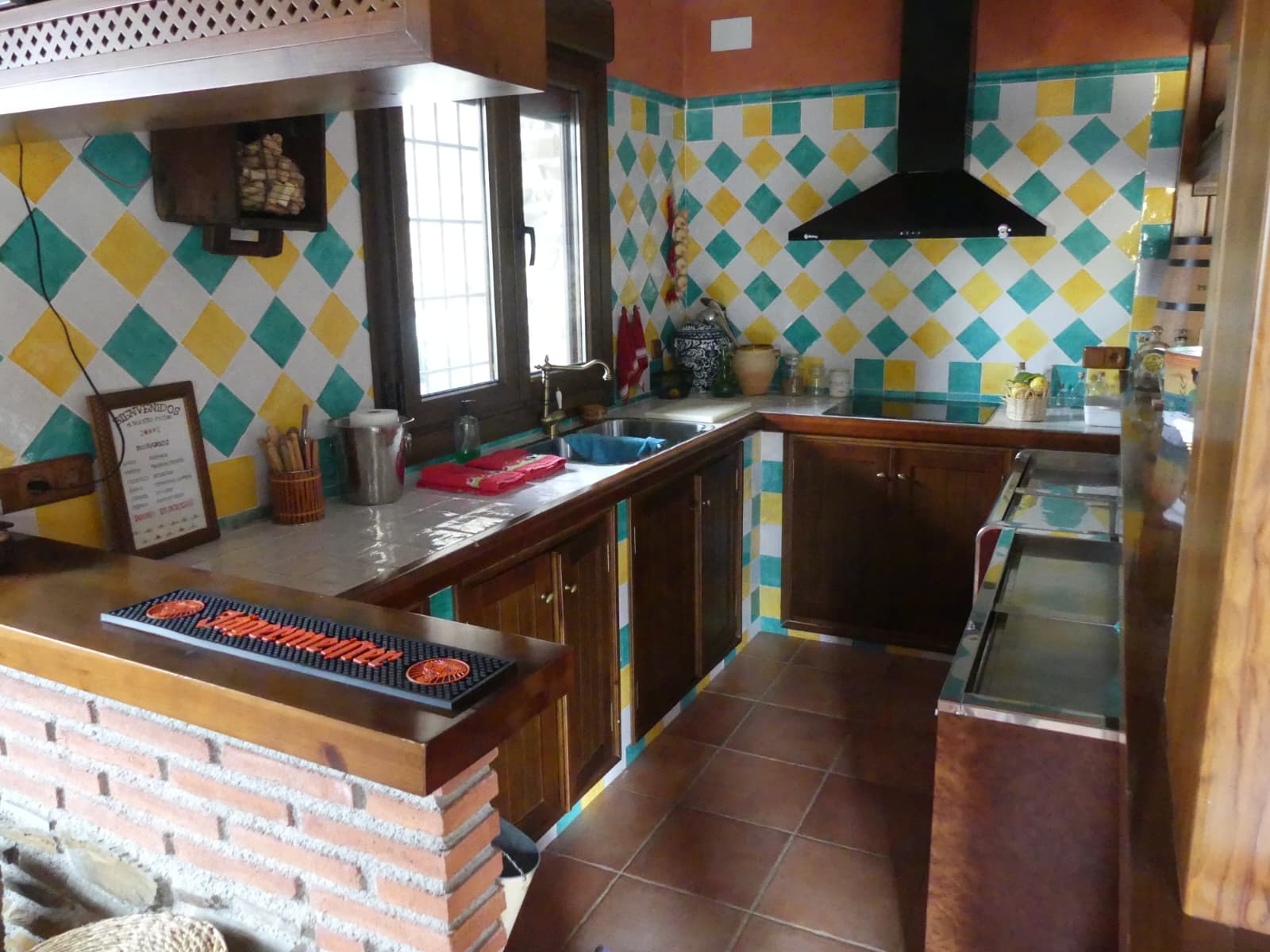 Mini Bar & Cocina
